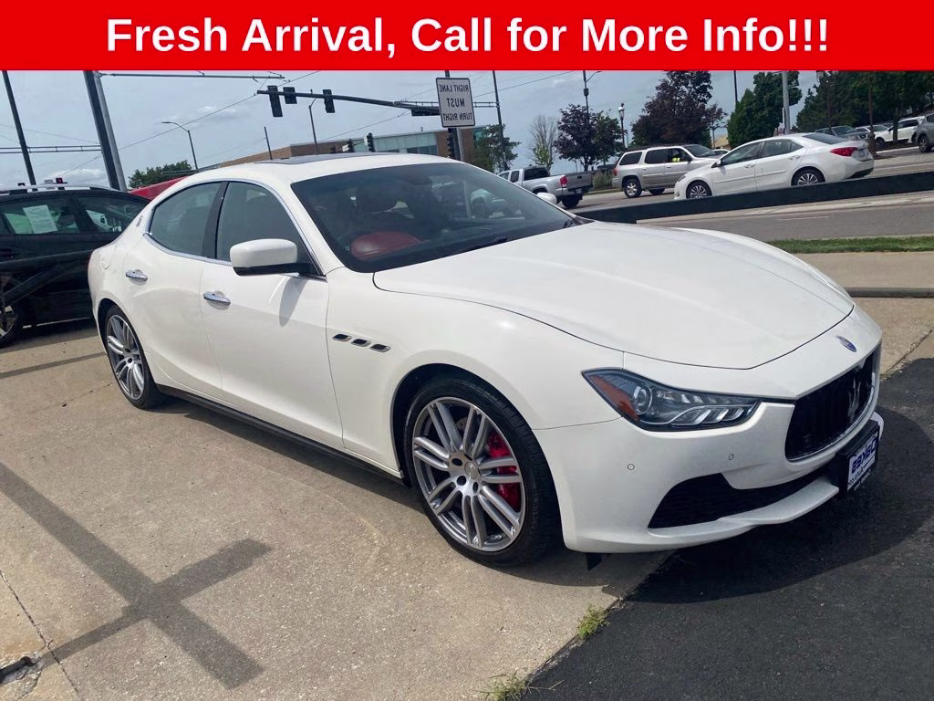 2016 Bianco Maserati Ghibli S Q4 AWD Sedan