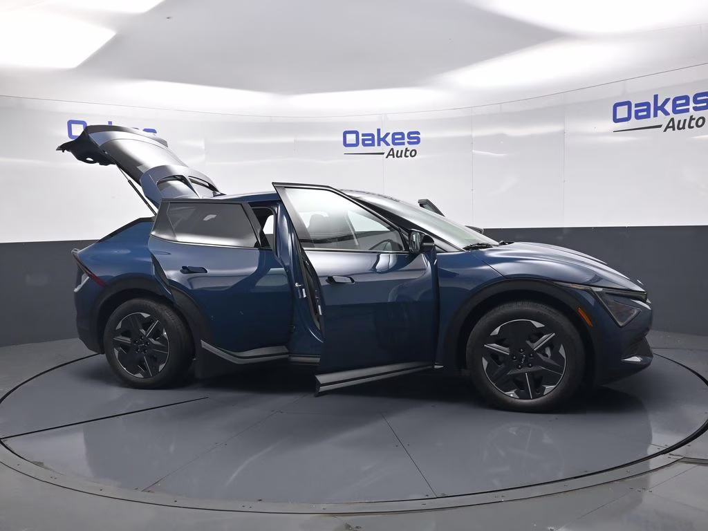 2026 Midnight Lake Blue Kia EV6 Light RWD SUV