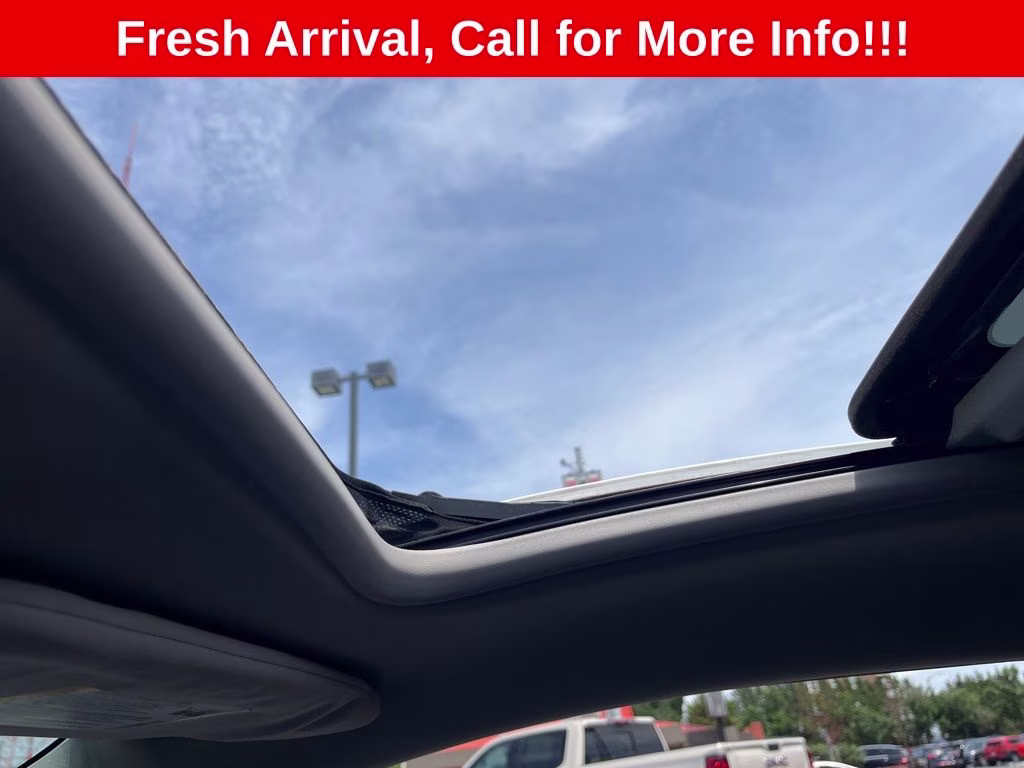 2009 Pure (Summit White) Pontiac G6 GXP FWD Coupe