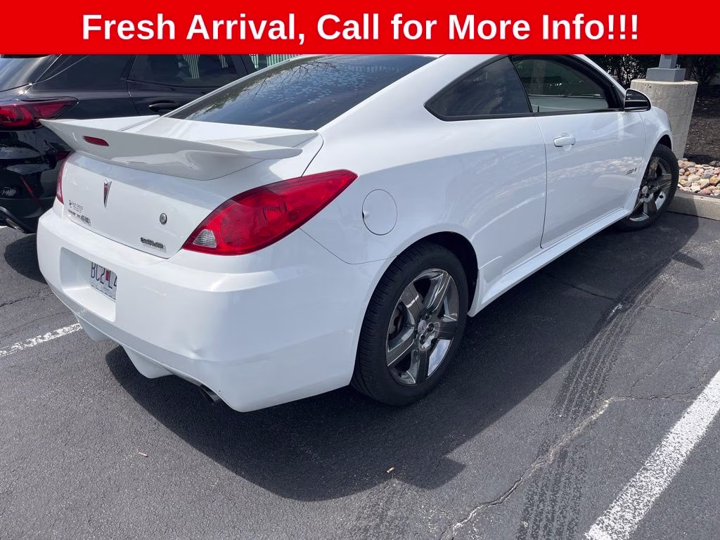 2009 Pure (Summit White) Pontiac G6 GXP FWD Coupe