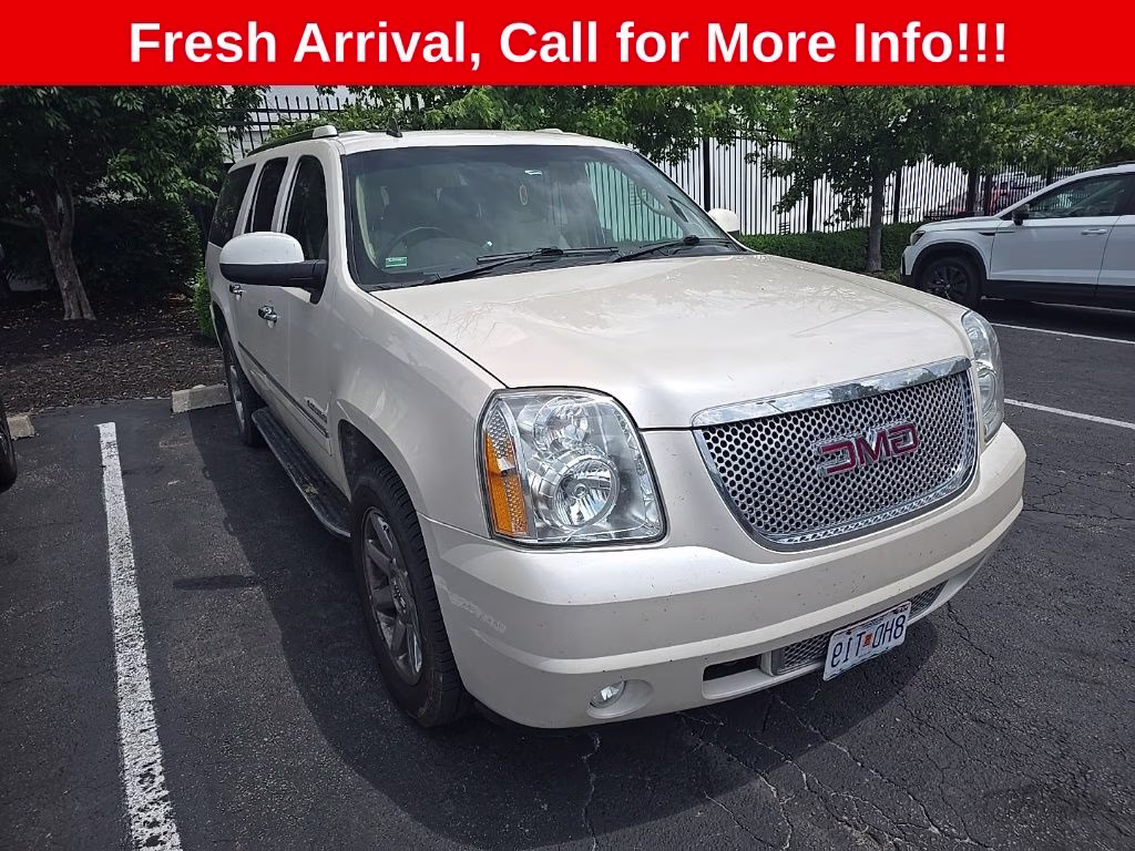 2014 White Diamond Tricoat GMC Yukon XL Denali AWD SUV