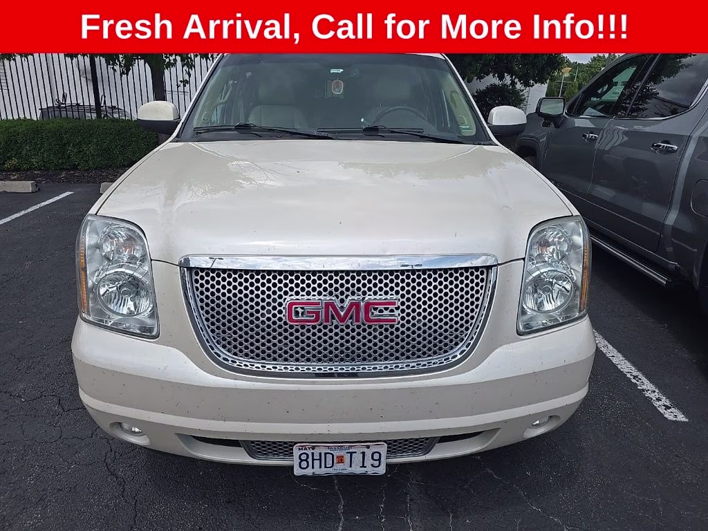 2014 White Diamond Tricoat GMC Yukon XL Denali AWD SUV