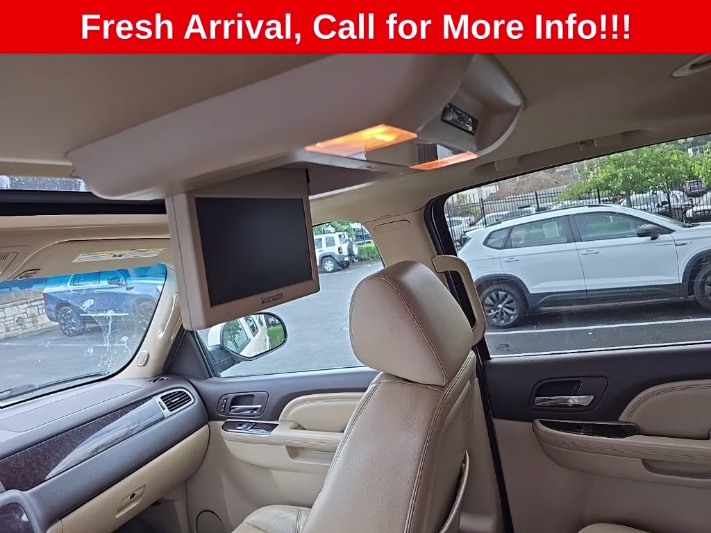 2014 White Diamond Tricoat GMC Yukon XL Denali AWD SUV