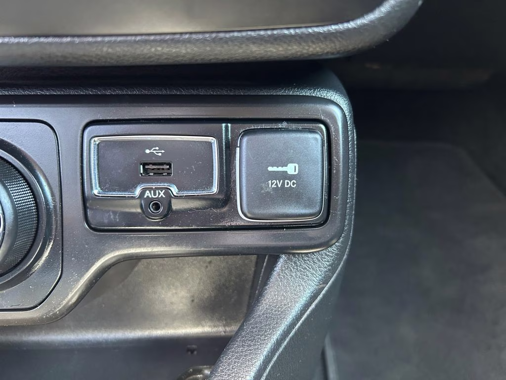 2019 Omaha Orange Clearcoat Jeep Renegade Sport 4X4 SUV