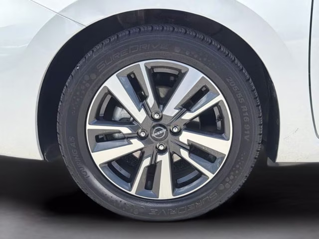 2024 Aspen White Tricoat Nissan Versa 1.6 SV FWD Sedan