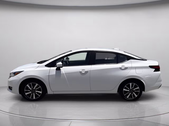2024 Aspen White Tricoat Nissan Versa 1.6 SV FWD Sedan