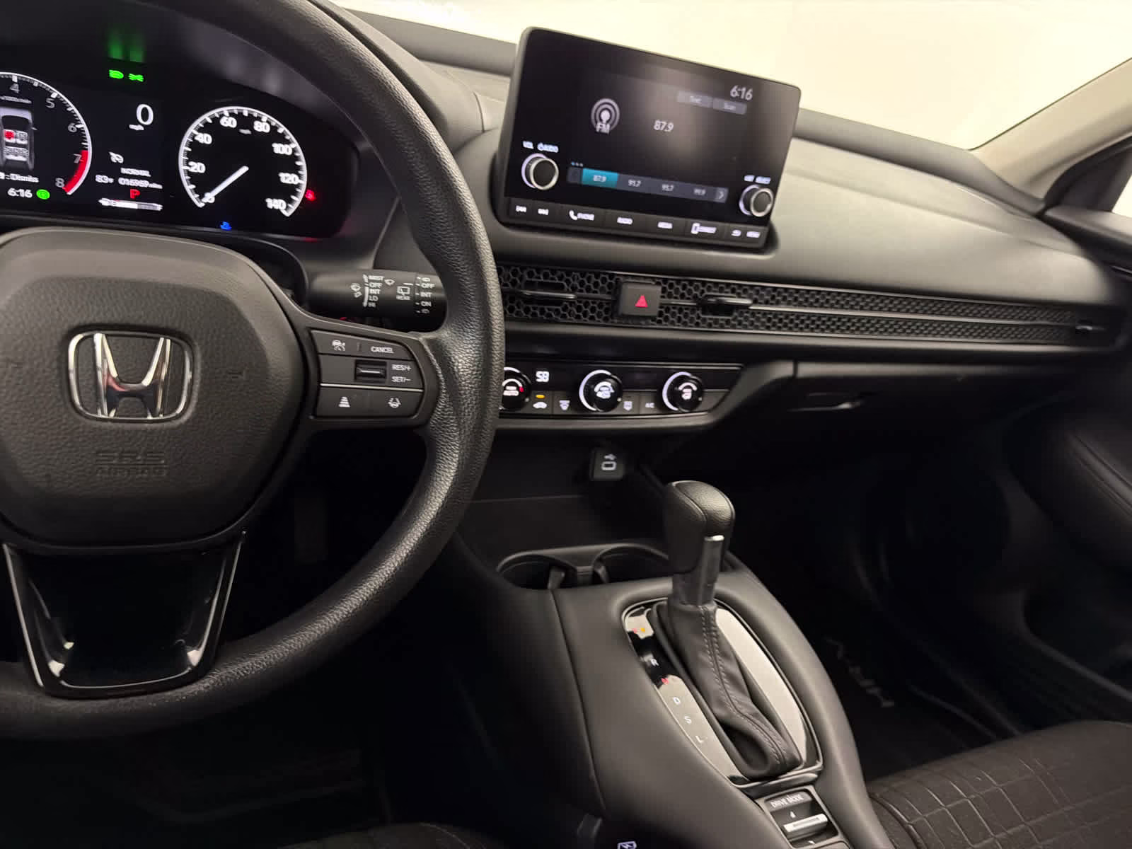 2024 Modern Steel Metallic Honda HR-V LX FWD SUV