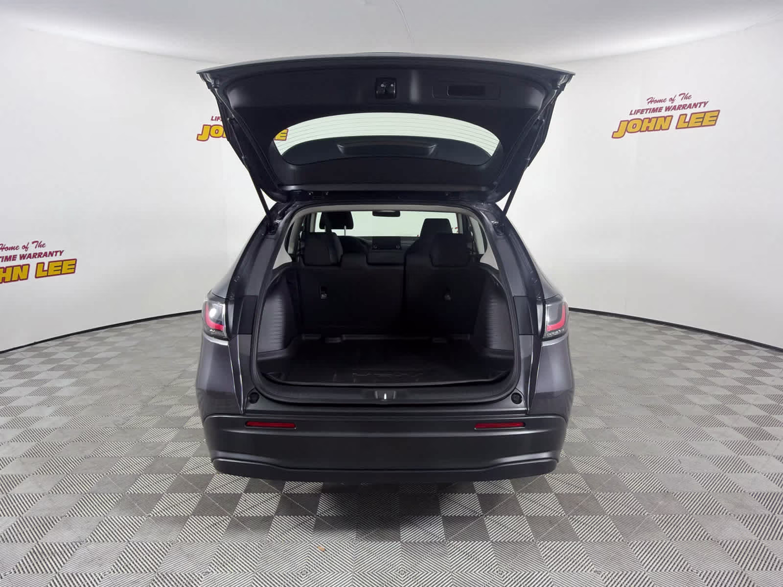 2024 Modern Steel Metallic Honda HR-V LX FWD SUV