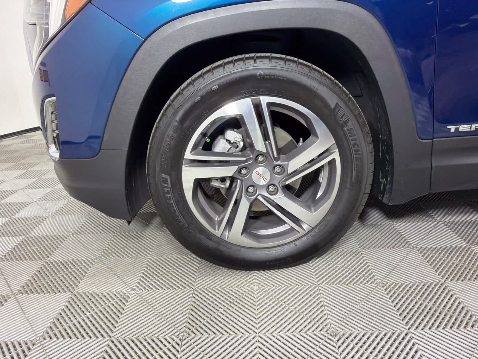 2019 Blue Emerald Metallic GMC Terrain SLT FWD SUV