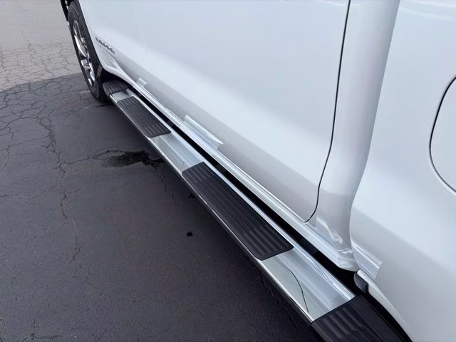2026 Summit White GMC Sierra 1500 SLT 4X4 Truck