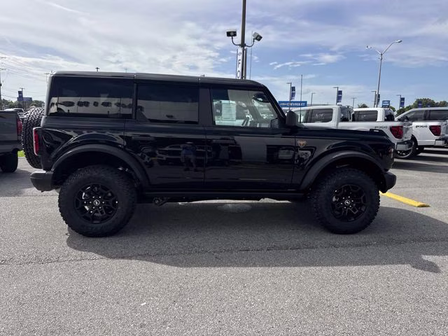 2026 Shadow Black Ford Bronco Badlands 4X4 SUV