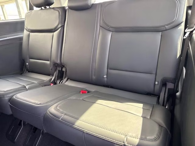 2026 Gray Metallic Ford Expedition Max Active RWD SUV