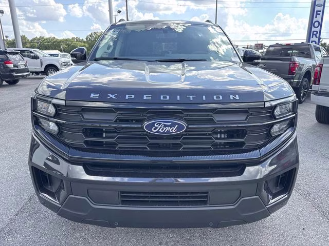 2026 Gray Metallic Ford Expedition Max Active RWD SUV