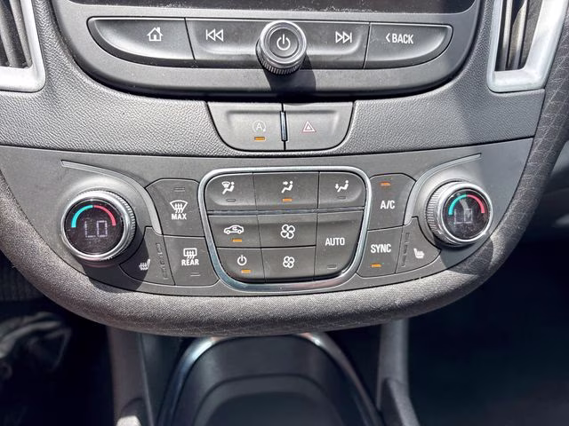 2024 Summit White Chevrolet Malibu LT FWD Sedan