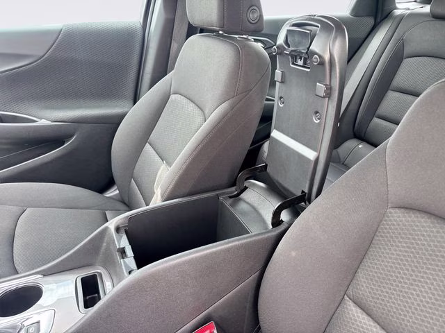 2024 Summit White Chevrolet Malibu LT FWD Sedan