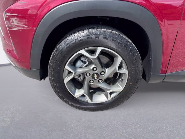 2025 Crimson Chevrolet Trax LT FWD SUV
