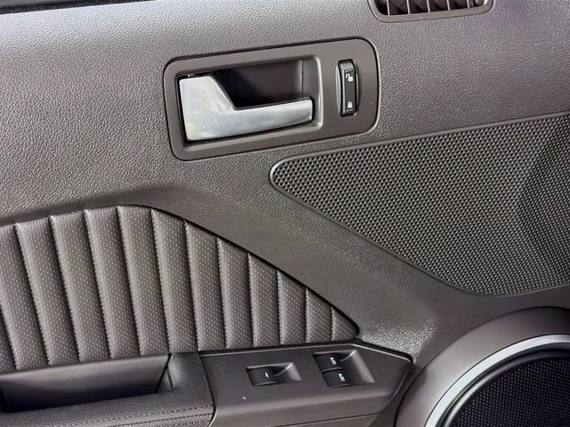 2013 Black Ford Mustang Shelby GT500 RWD Convertible