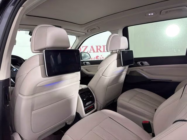 2019 Gray Metallic BMW X7 xDrive40i AWD SUV