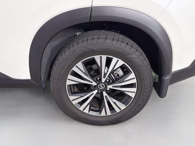 2021 Pearl White Nissan Rogue SV FWD SUV