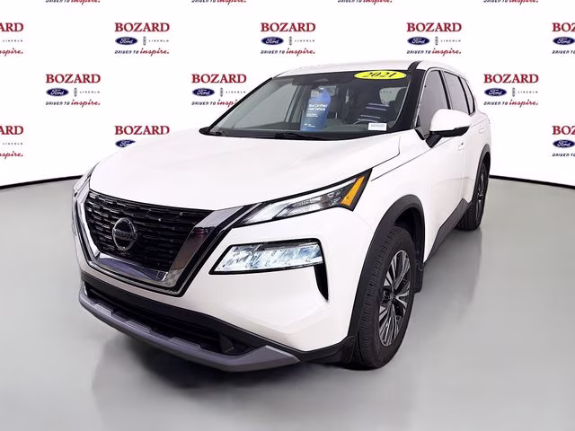 2021 Pearl White Nissan Rogue SV FWD SUV