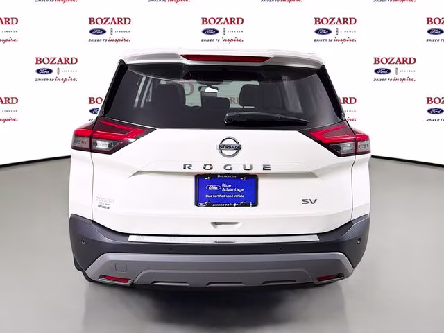 2021 Pearl White Nissan Rogue SV FWD SUV