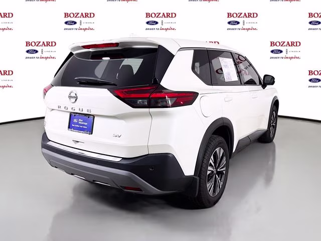 2021 Pearl White Nissan Rogue SV FWD SUV