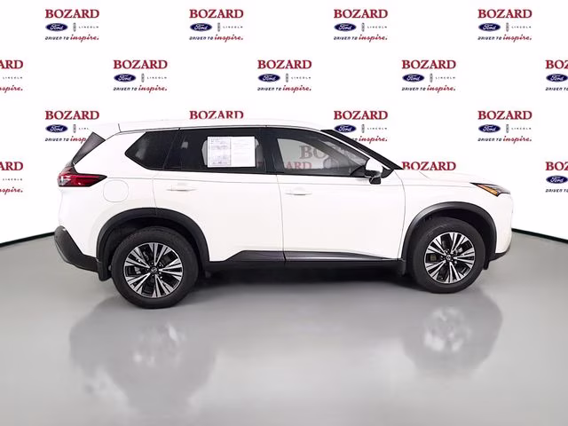 2021 Pearl White Nissan Rogue SV FWD SUV