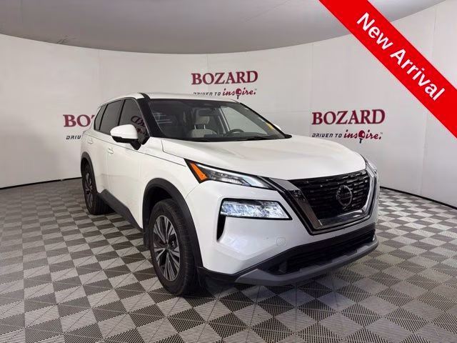 2021 Pearl White Nissan Rogue SV FWD SUV