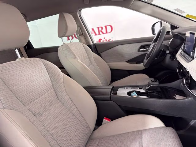 2021 Pearl White Nissan Rogue SV FWD SUV