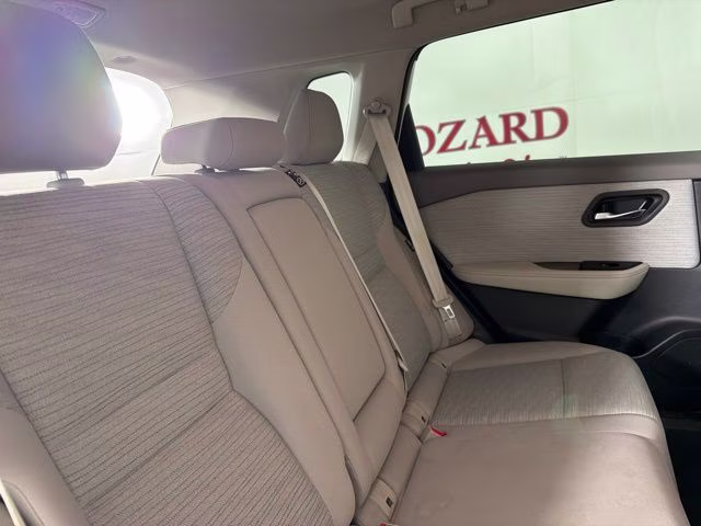2021 Pearl White Nissan Rogue SV FWD SUV