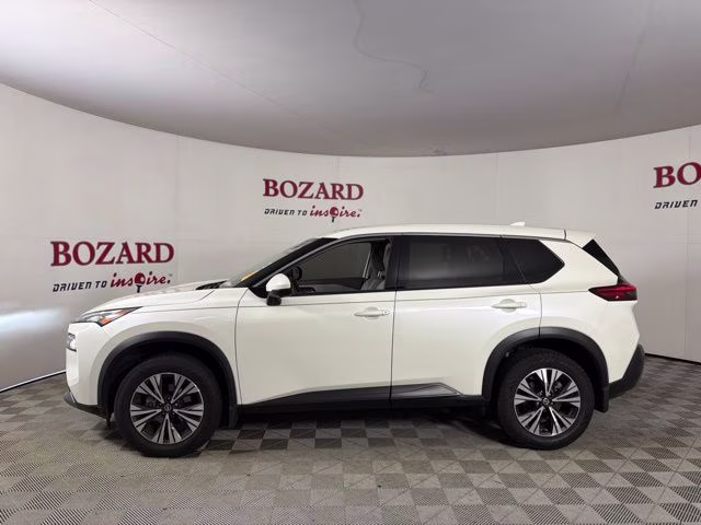 2021 Pearl White Nissan Rogue SV FWD SUV