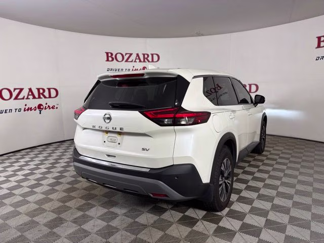 2021 Pearl White Nissan Rogue SV FWD SUV