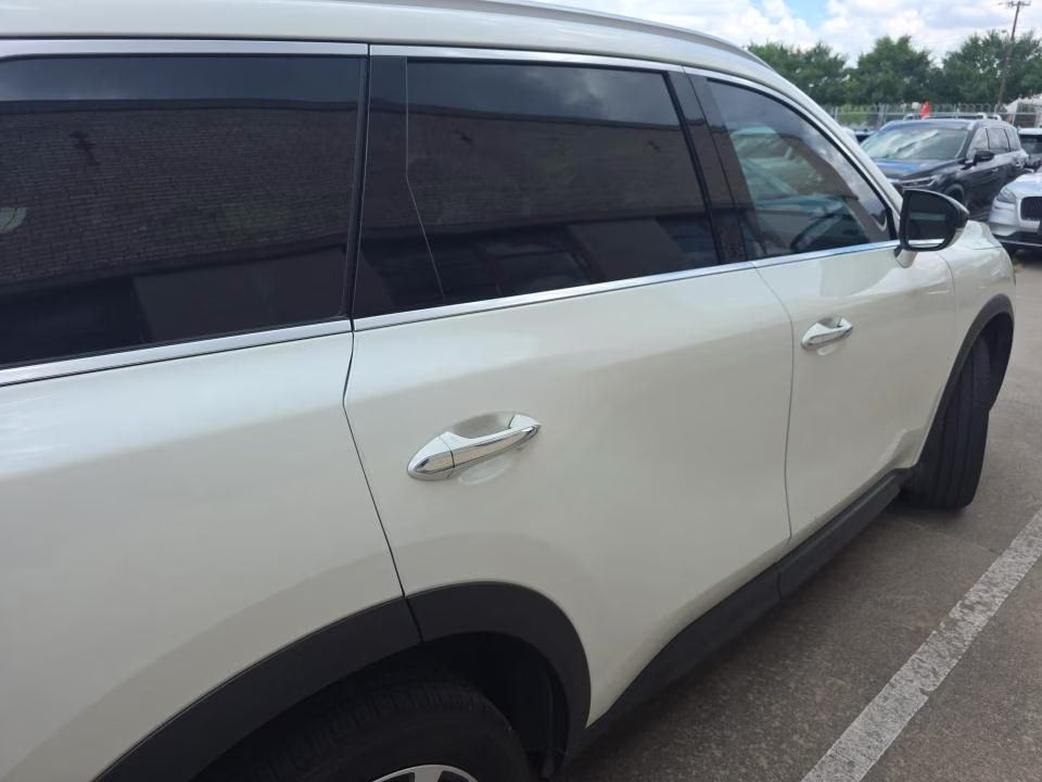 2023 Majestic White INFINITI QX60 LUXE FWD SUV