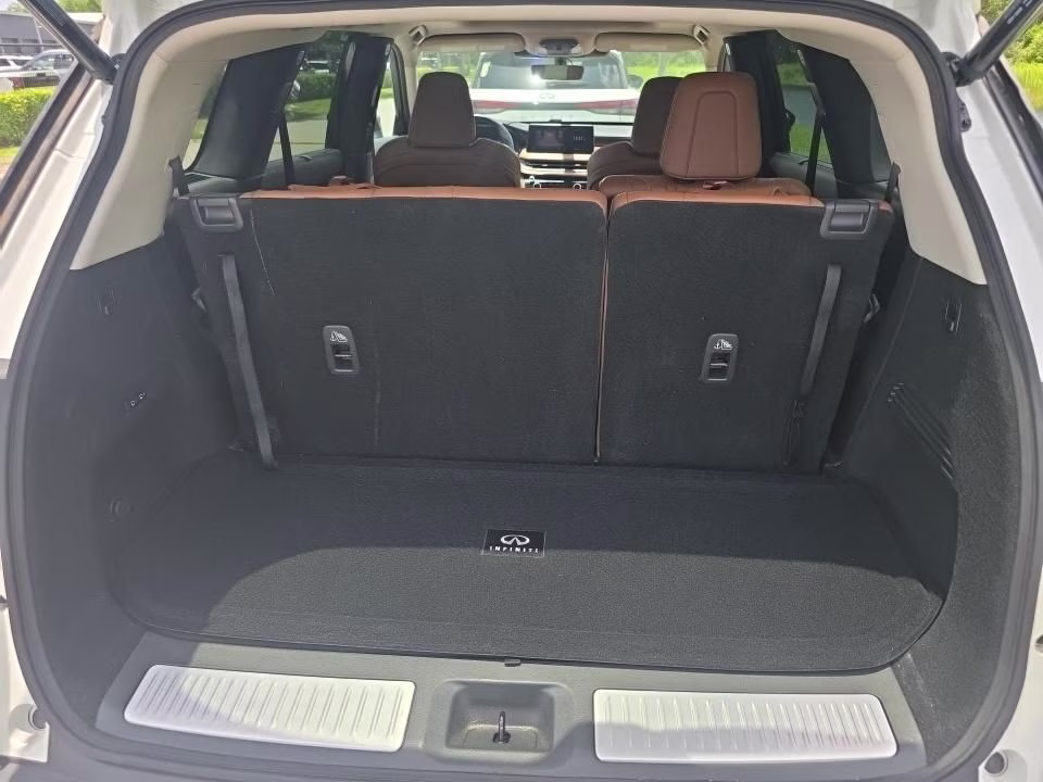 2023 Majestic INFINITI QX60 Sensory AWD SUV