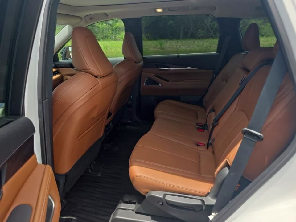2023 Majestic INFINITI QX60 Sensory AWD SUV
