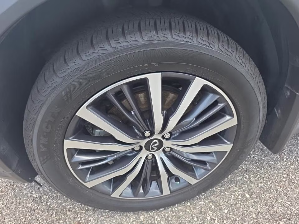 2023 Majestic INFINITI QX60 Sensory AWD SUV