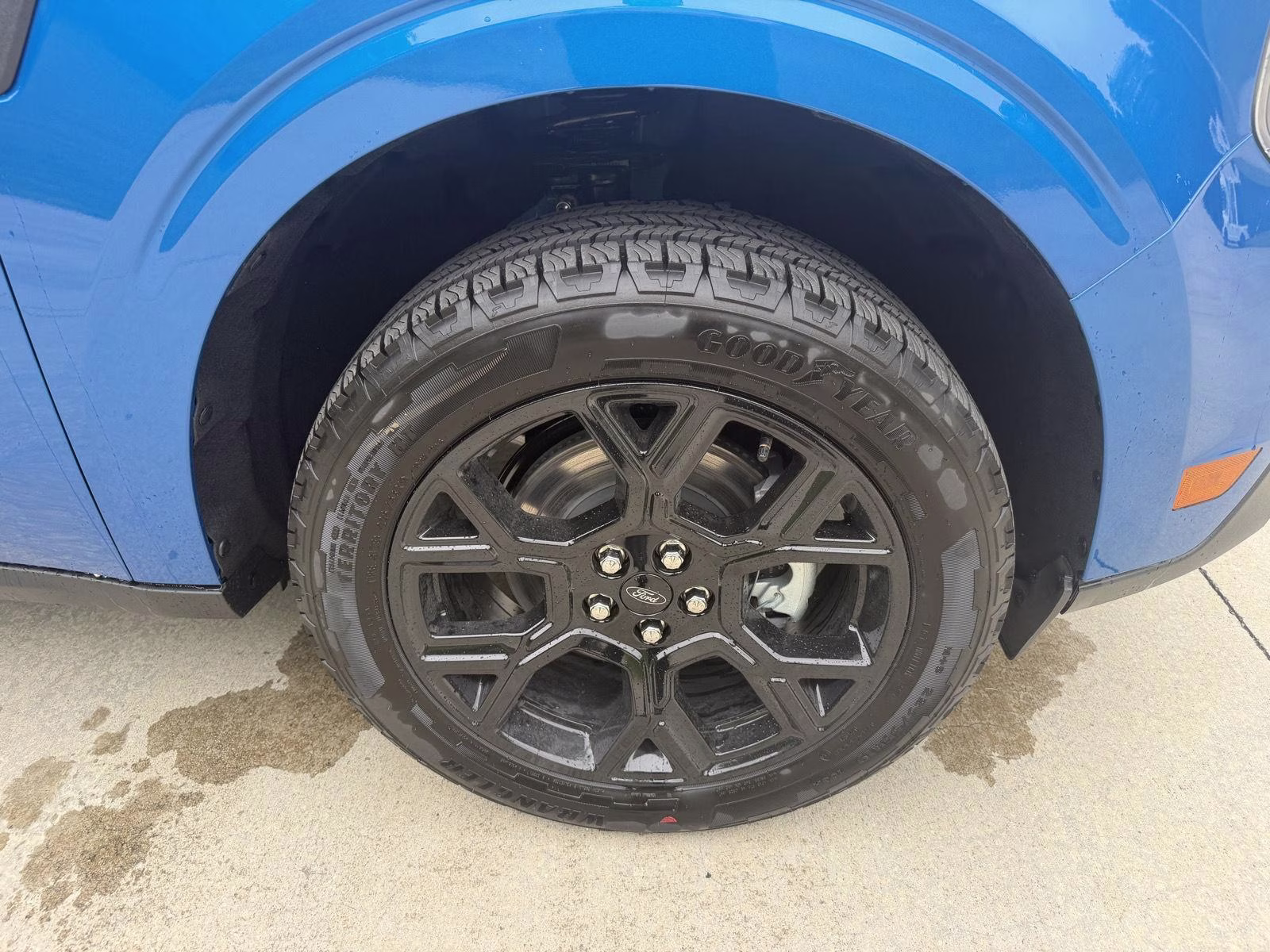 2026 Velocity Blue Ford Maverick XLT AWD Truck