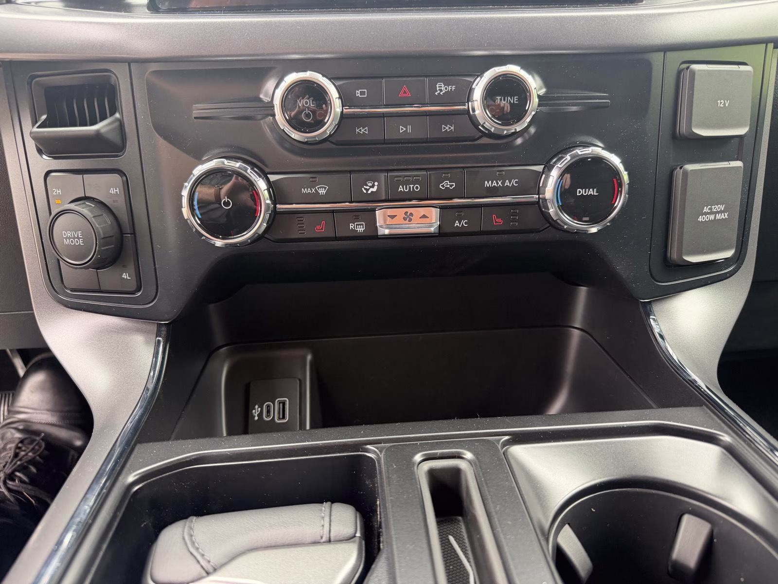 2026 Agate Black Ford F-150 XLT 4X4 Truck