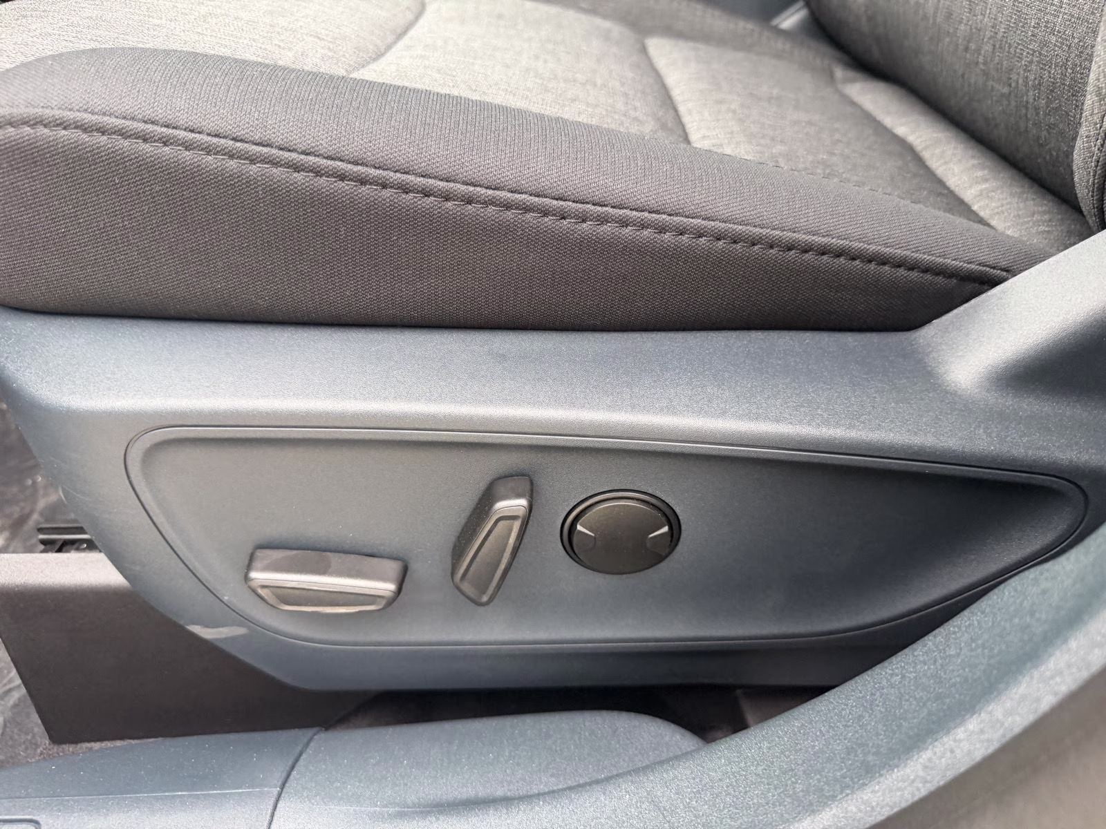 2026 Carbonized Gray Metallic Ford Maverick XLT AWD Truck