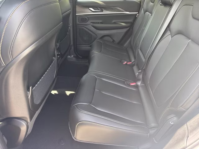 2026 Bright White Clearcoat Jeep Grand Cherokee 85th Anniversary Edition 4X4 SUV