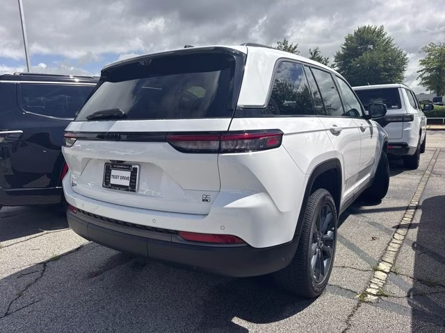 2026 Bright White Clearcoat Jeep Grand Cherokee 85th Anniversary Edition 4X4 SUV