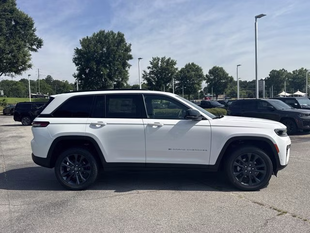 2026 Bright White Clearcoat Jeep Grand Cherokee 85th Anniversary Edition 4X4 SUV