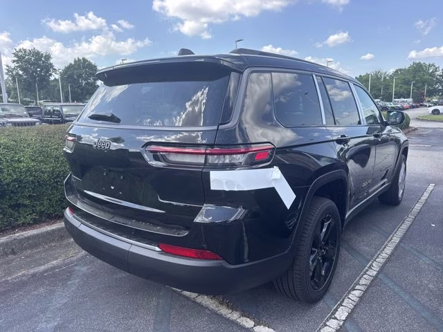 2026 Diamond Black Crystal Pearlcoat Jeep Grand Cherokee L Limited 4X4 SUV