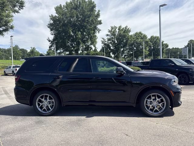 2026 DB Black Clearcoat Dodge Durango GT HEMI V8 AWD SUV