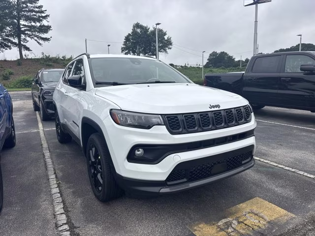 2026 Bright White Clearcoat Jeep Compass Latitude Altitude 4X4 SUV