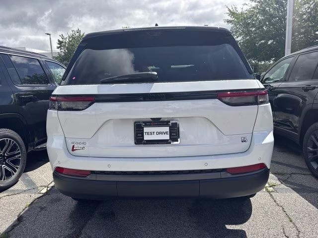 2026 Bright White Clearcoat Jeep Grand Cherokee 85th Anniversary Edition 4X4 SUV