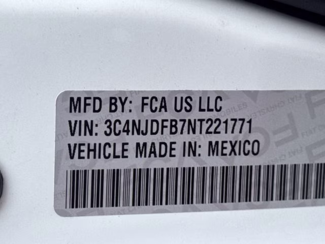 2022 Bright White Clearcoat Jeep Compass Latitude Lux 4X4 SUV
