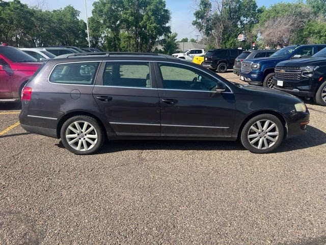 2007 United Gray Volkswagen Passat 3.6 AWD Crossover