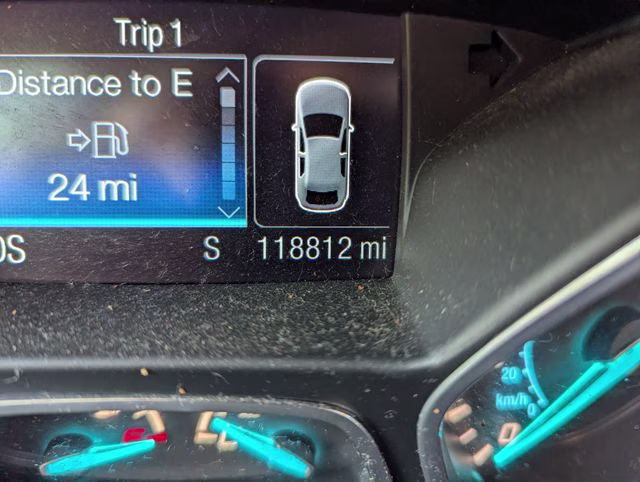 2014 Sterling Gray Metallic Ford Escape SE 4X4 SUV