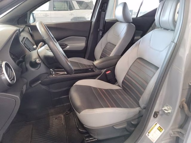 2024 Boulder Gray Pearl Nissan Kicks SR FWD SUV